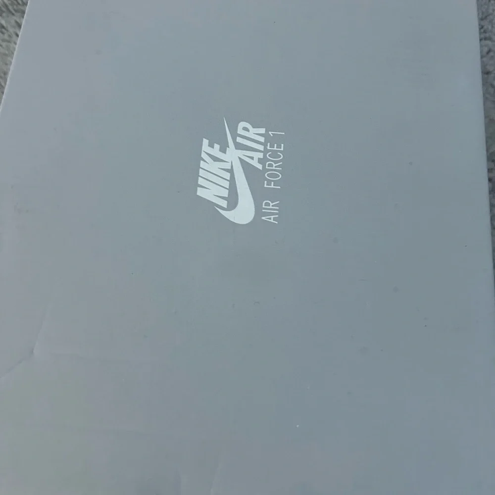 White air forces - Picture 7 of 8